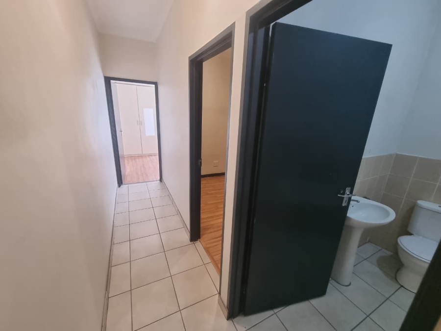 To Let 2 Bedroom Property for Rent in Observatory Western Cape